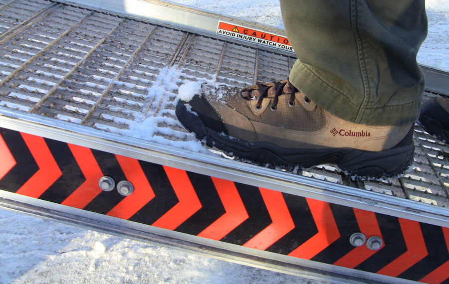 Slip Resistant Walkramps for Trucks