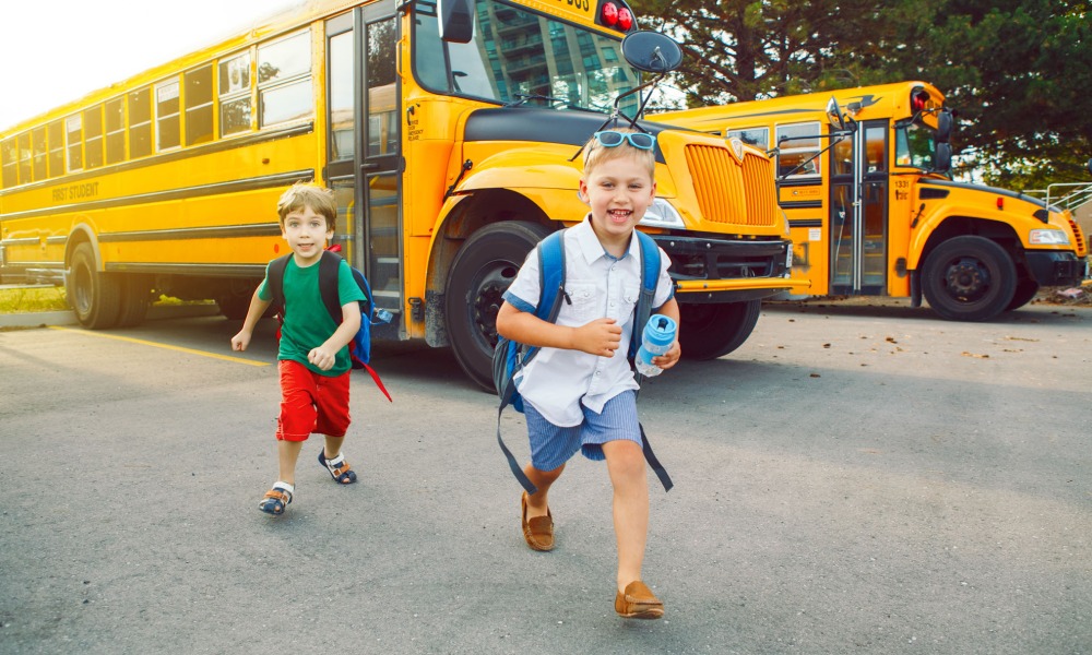 Keeping-Kids-Safe-around-the-school-bus-safe-fleet-blog-1