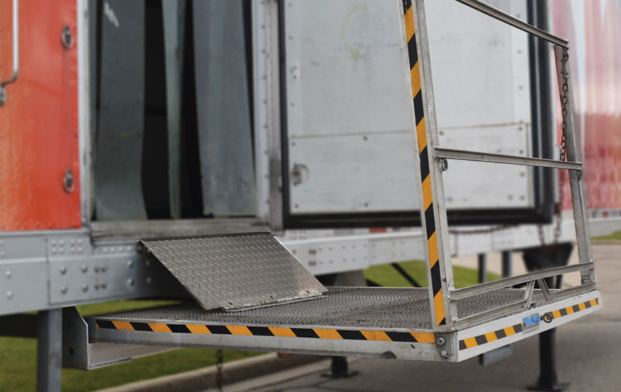 Undermount Platform for Truck and Trailer
